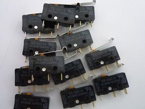 探索工業(yè)自動(dòng)化 HTZ 7311點(diǎn)動(dòng)微動(dòng)開(kāi)關(guān)、傳感器、光柵光幕與行程開(kāi)關(guān)的綜合應(yīng)用